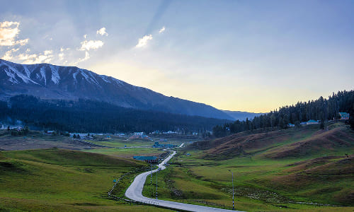 Day 3: Srinagar-Gulmarg  